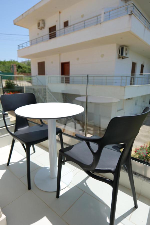 The View Hotel Ksamil Luaran gambar